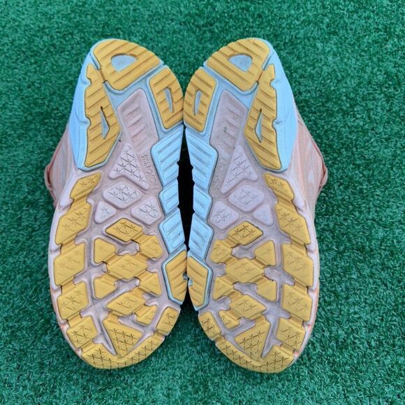 HOKA ONE ONE ARAHI 6 - Women’s Running Shoes - SIZE 6.5B - Picture 8 of 10